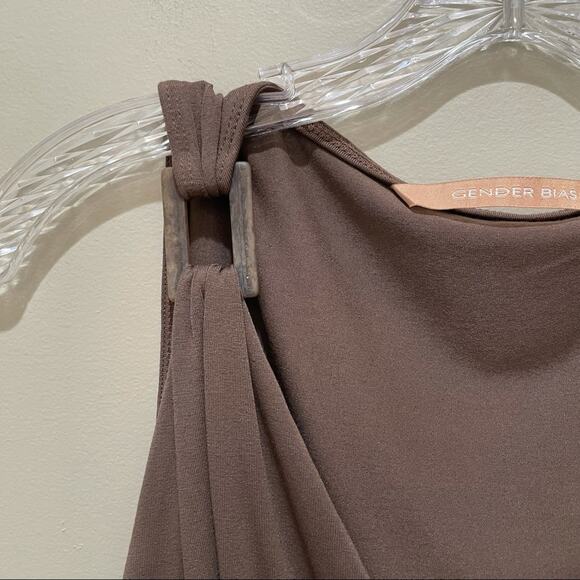 Gender Bias Tank with Two Buckles Coffee Brown Size Large - Picture 3 of 8